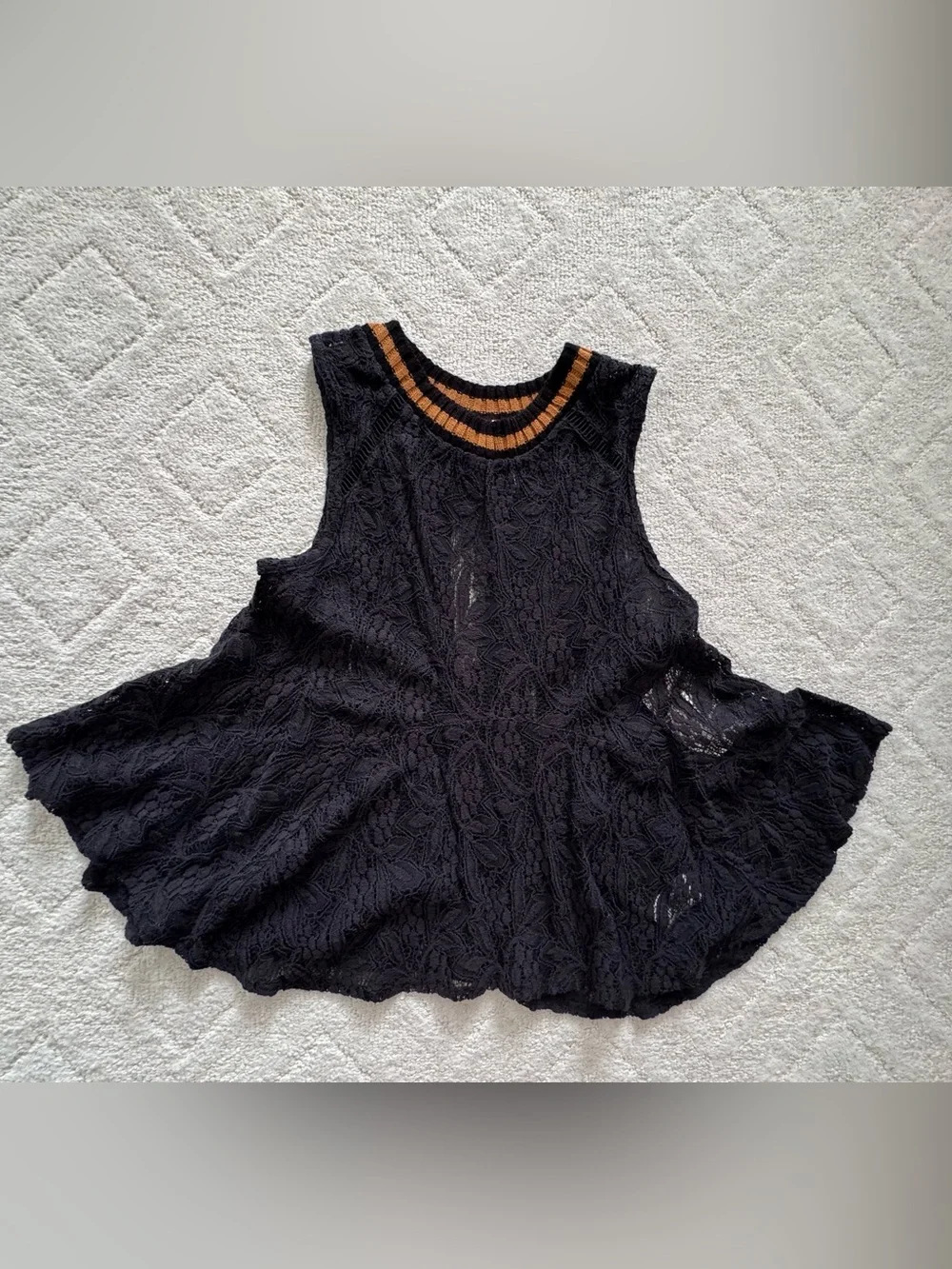 Free People Black Lace sleeveless Tank with brown- Trim Ribbed Neckline/XS/ NWT